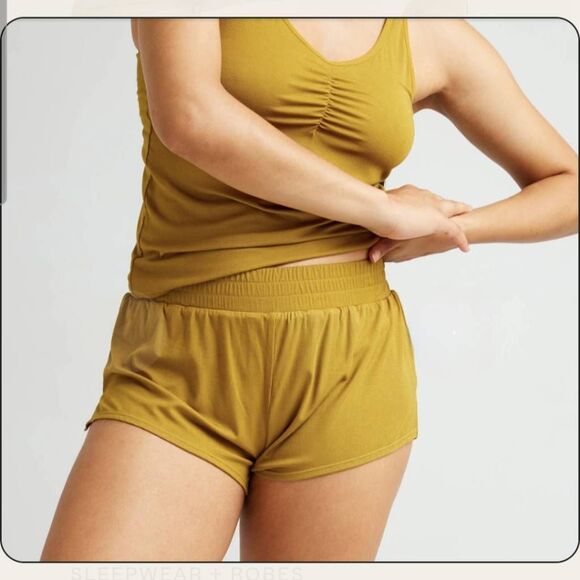 Richer Poorer Lounge Shorts with Liner - Picture 1 of 8